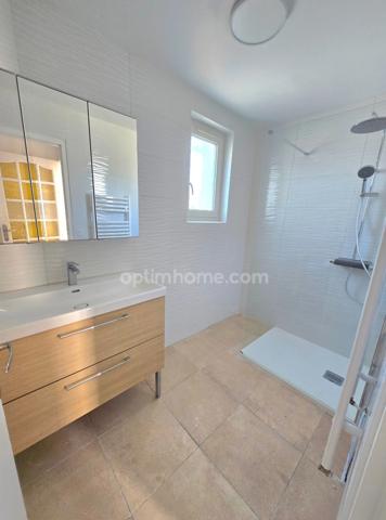 ✨ Votre Nouveau Chapitre Débute à Fos-sur-Mer, Secteur Grande Plage ! ✨