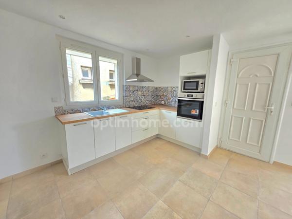 ✨ Votre Nouveau Chapitre Débute à Fos-sur-Mer, Secteur Grande Plage ! ✨