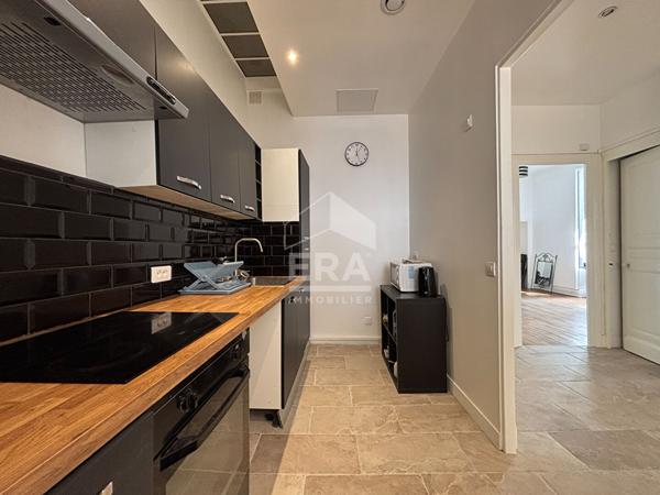 Appartement de standing refait à neuf hyper centre Orleans 5 pièce(s) 101.39 m2