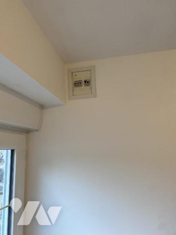 Située dans axe recherché, MAISON EN PIERRES en parfait état avec terrain 2.144 m²