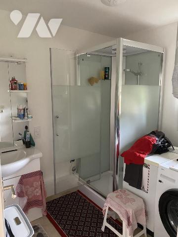 Située dans axe recherché, MAISON EN PIERRES en parfait état avec terrain 2.144 m²