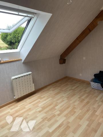 Située dans axe recherché, MAISON EN PIERRES en parfait état avec terrain 2.144 m²