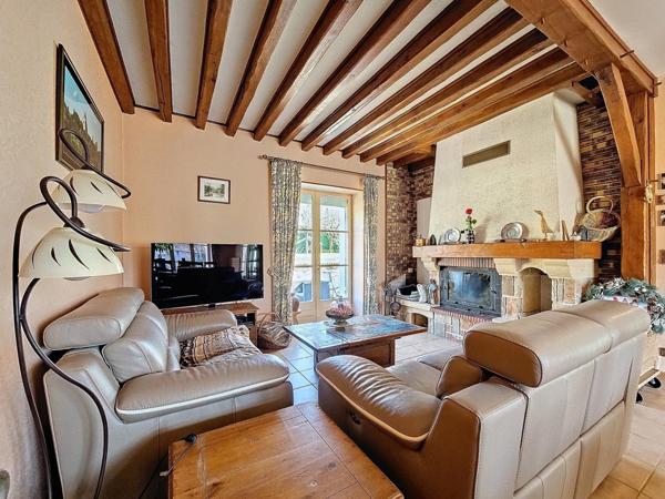 Maison 8 pièces 178m² avec garage proche Longueville