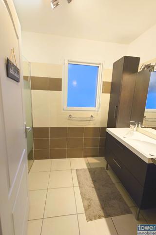 Maison
                                                                                                                                                                                                                                                                                                                        4 pièce(s)                                                                                                                                                                                                          3 chambre(s)                                                                                                                                                                                                          113  m²