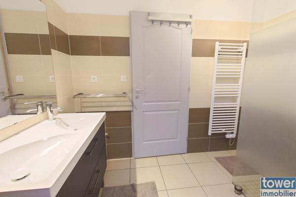 Maison
                                                                                                                                                                                                                                                                                                                        4 pièce(s)                                                                                                                                                                                                          3 chambre(s)                                                                                                                                                                                                          113  m²
