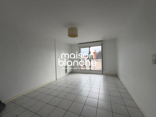 APPARTEMENT T2 CENTRE VILLE - PARTHENAY