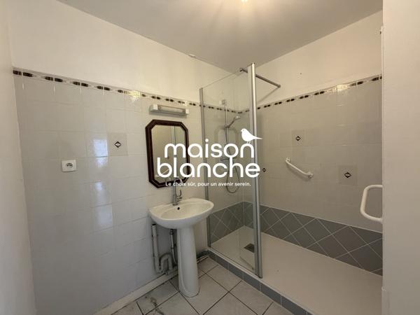APPARTEMENT T2 CENTRE VILLE - PARTHENAY
