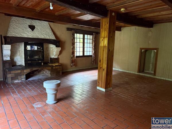 Maison
                                                                                                                                                                                                                                                                                                                        6 pièce(s)                                                                                                                                                                                                          4 chambre(s)                                                                                                                                                                                                          153  m²