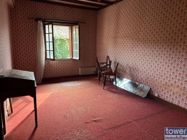 Maison
                                                                                                                                                                                                                                                                                                                        6 pièce(s)                                                                                                                                                                                                          4 chambre(s)                                                                                                                                                                                                          153  m²