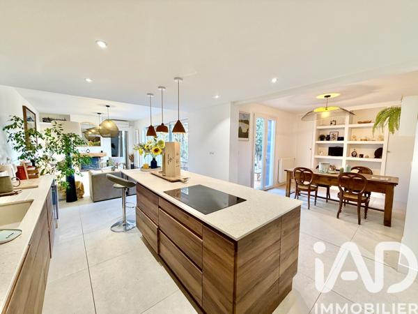 Maison à vendre 5 pièces 125 m² Nîmes-Saint-Césaire