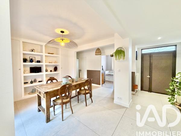 Maison à vendre 5 pièces 125 m² Nîmes-Saint-Césaire