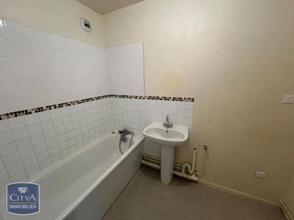 Appartement à louer 3 pièces 66.4m² Meaux (77100)
