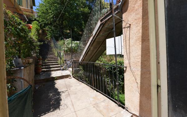 Appartement à vendre    4 pièces • 66,61 m2 Grasse
