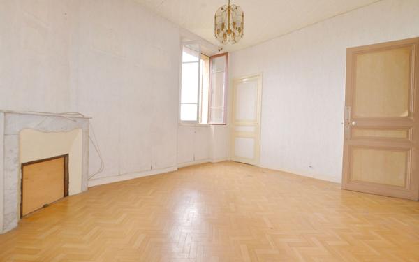 Appartement à vendre    4 pièces • 66,61 m2 Grasse