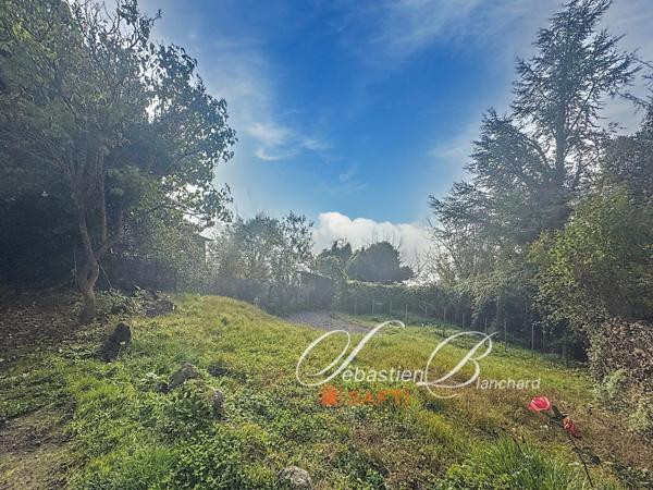 Maison à rénover de 87m2 et grange attenante