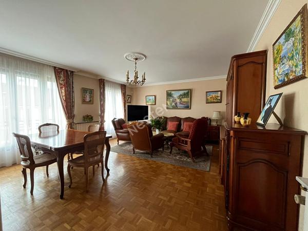 Maison à vendre à Fosses - 6 pièces, 4 chambres