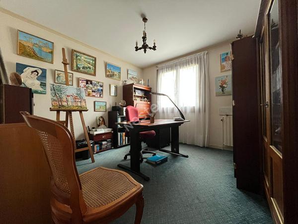 Maison à vendre à Fosses - 6 pièces, 4 chambres