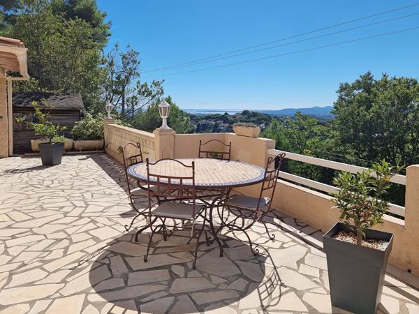 Maison 5 pièces - 180 m² Exclusivité efficity