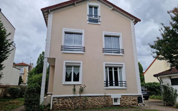 Maison à vendre    6 pièces •  Saint-Maur-des-Fossés