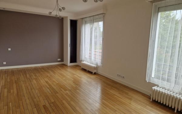 Maison à vendre    6 pièces •  Saint-Maur-des-Fossés