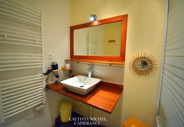 Ensemble immobilier à VIRE (14) avec Terrain 5 280 m² - CALVADOS - NORMANDIE