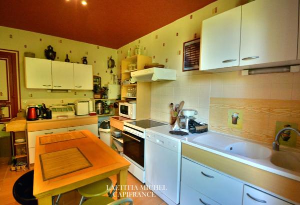 Ensemble immobilier à VIRE (14) avec Terrain 5 280 m² - CALVADOS - NORMANDIE