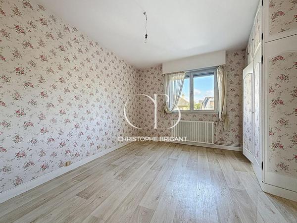 Maison Vitry Sur Seine limite Ivry 5 pièce(s) 120 m2 AVEC COMMERCE DE 50 M²