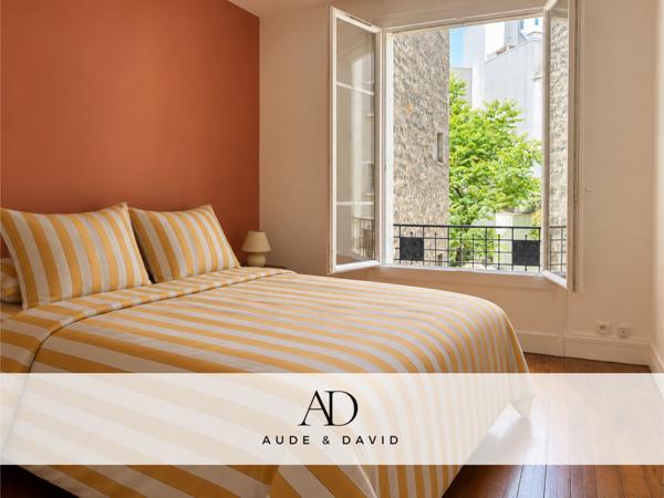 Appartement
         2 pièces
        - 40 m² 330 000 € *