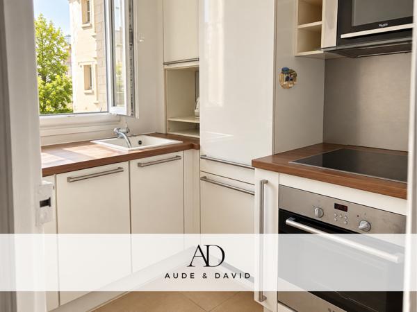 Appartement
         2 pièces
        - 40 m² 330 000 € *