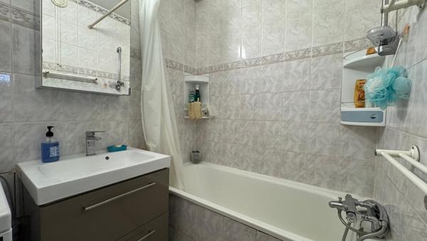 Appartement Livry Gargan 4 pièce(s) 77.95 m2