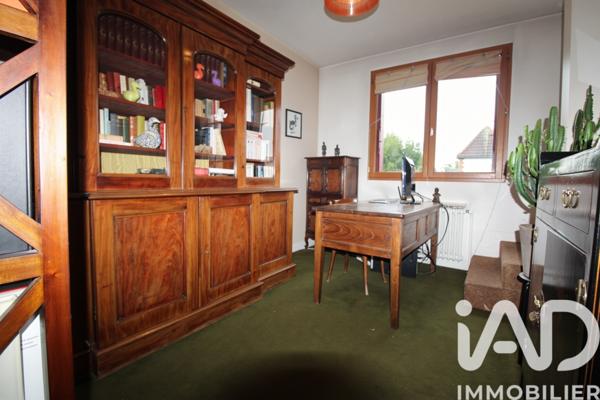 Maison à vendre 6 pièces 178 m² Villejuif
