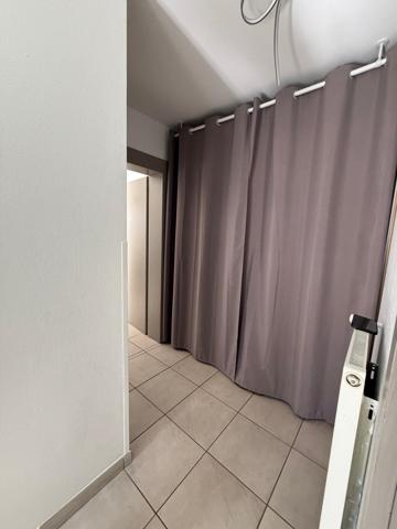 Appartement F3 de 67 m² à Hagondange avec cave et box en sous-sol