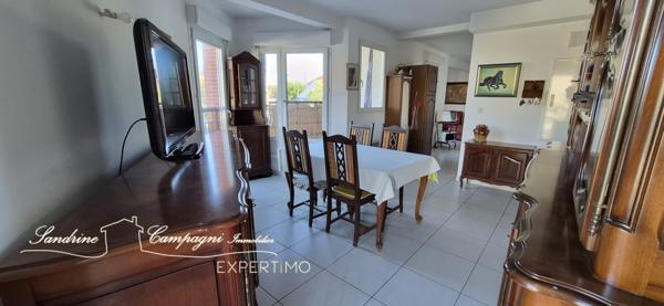 Monteux (84170) T2 avec terrasse et 2 parkings, résidence sécurisée