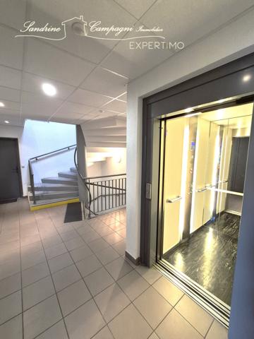 Monteux (84170) T2 avec terrasse et 2 parkings, résidence sécurisée