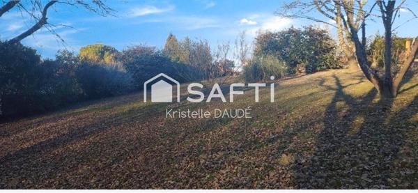 Terrain à bâtir dans un environnement boisé