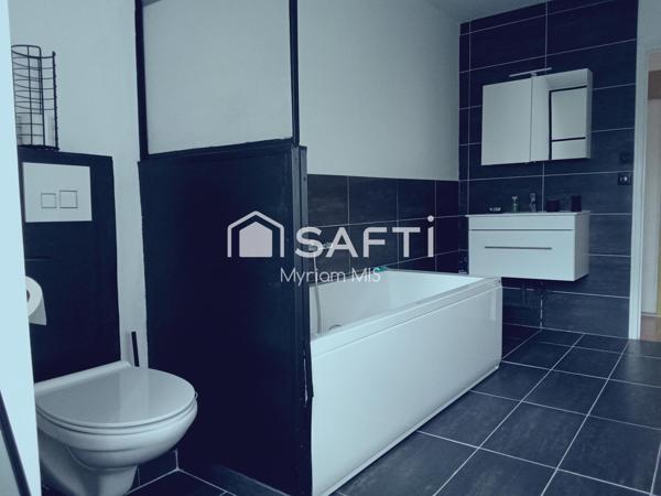 Belle opportunité : Grande maison de 185 m2 avec piscine couverte et chauffée