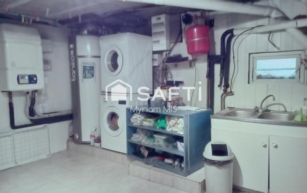 Belle opportunité : Grande maison de 185 m2 avec piscine couverte et chauffée