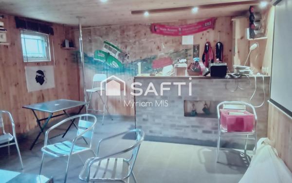 Belle opportunité : Grande maison de 185 m2 avec piscine couverte et chauffée