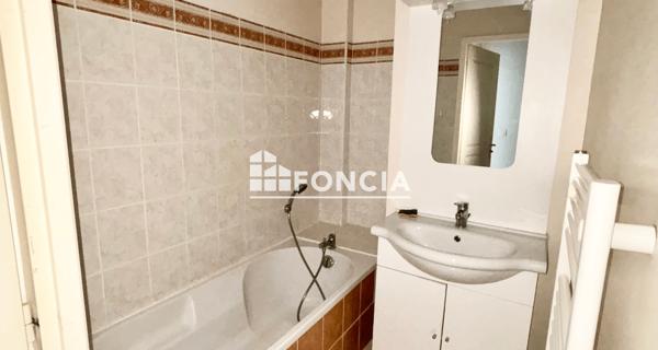 Location Appartement 2 pièces 49.78 m² - Saint-étienne 42000