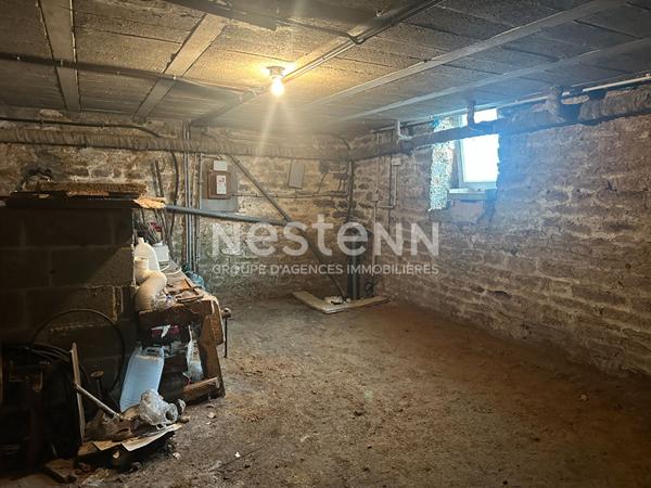 Maison cossue, centre ville de Questembert, 4 chambres, 400 m² de terrain.