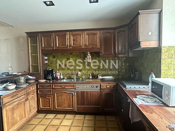 Maison cossue, centre ville de Questembert, 4 chambres, 400 m² de terrain.