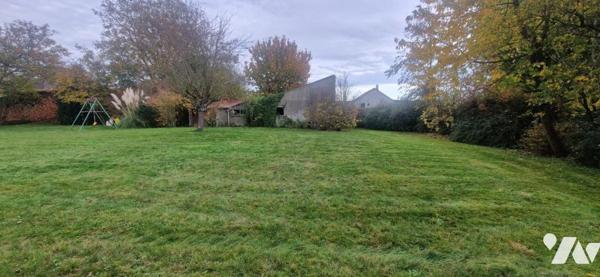 A VENDRE TERRAIN A BATIR  SITUE A HALLENNES LEZ HAUBOURDIN (LIBRE DE CONSTRUCTEUR) 