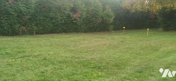 A VENDRE TERRAIN A BATIR  SITUE A HALLENNES LEZ HAUBOURDIN (LIBRE DE CONSTRUCTEUR) 