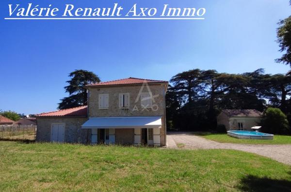 Condom Grande maison gasconne en pierre avec parc arboré, piscine et dépendances