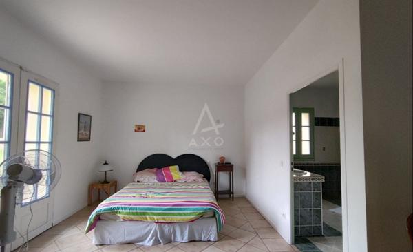 Condom Grande maison gasconne en pierre avec parc arboré, piscine et dépendances