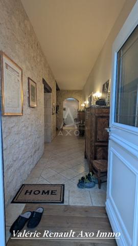 Condom Grande maison gasconne en pierre avec parc arboré, piscine et dépendances