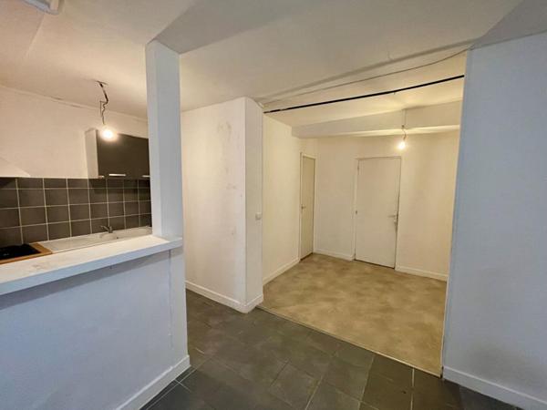 IMMEUBLE DE RAPPORT 100m2 - COEUR DE JOIGNY