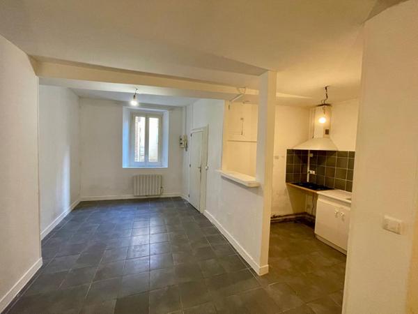 IMMEUBLE DE RAPPORT 100m2 - COEUR DE JOIGNY