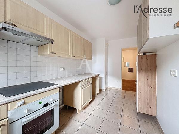 Suresnes - Marché Caron - 4 pièces de 94m² cave parking