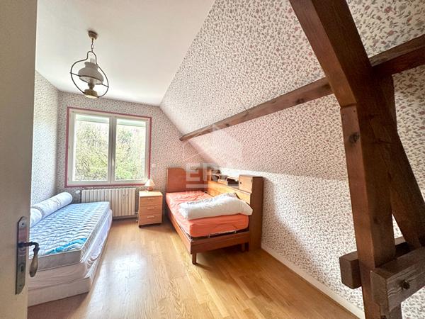 Maison familiale  Saint-Pierre-lès-Nemours - 5 chambres, 187 m²